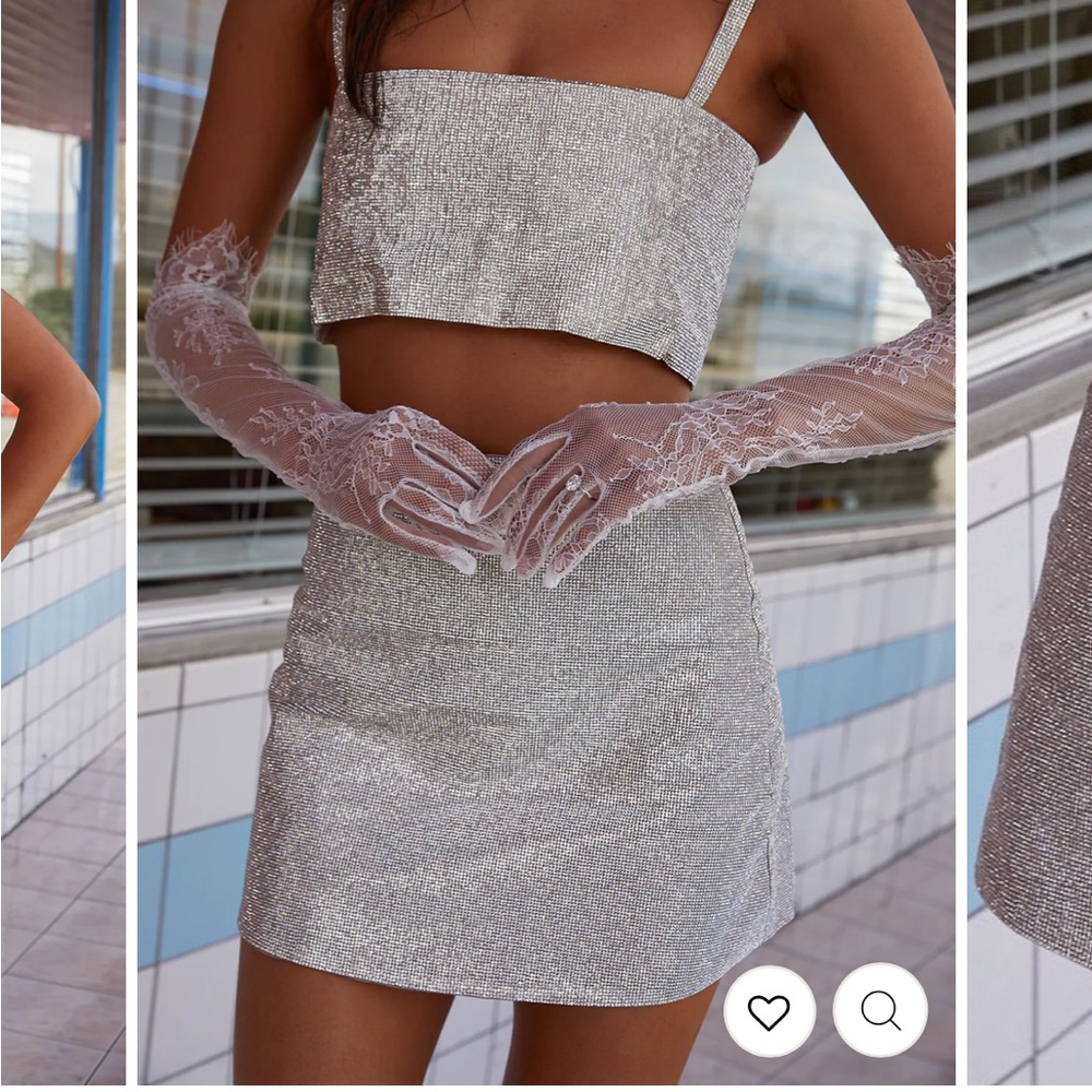 *NWT* SHIRA SILVER RHINESTONE MINI SKIRT